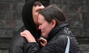 Nhân chứng kể khoảnh khắc 'người hùng' đối đầu kẻ khủng bố nhà hát Nga