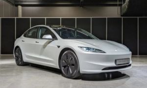 Tesla bất ngờ từ bỏ sản xuất xe điện giá rẻ