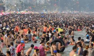 Du lịch “hành xác”: Thói quen của người Việt?