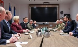 Ba Lan phát hiện thiết bị nghe lén trong phòng họp của Chính phủ