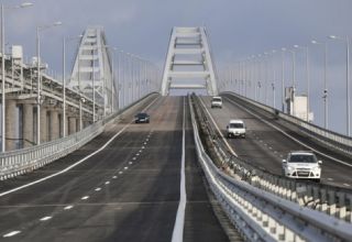 Cầu Crimea bị đe dọa tấn công, Nga yếu ớt chỉ trích quan chức châu Âu
