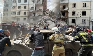 Ukraine tấn công dữ dội vào Nga