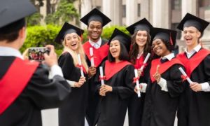 Du học sinh ồ ạt, Úc hạn chế số lượng sinh viên quốc tế