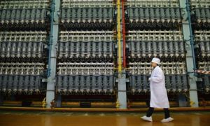 Mỹ tung tiếp đòn trừng phạt: Cấm nhập khẩu uranium từ Nga