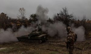 Ukraine nói hơn 30.000 lính Nga đánh vào Kharkov