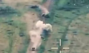 /thumb/thumb.php?src=images/stories/content/2024/05/19/1_chao-lua-donbass-nong-ruc-ukraine-don-quan-buoc-nga-tra-gia-dat-khung-khiep.jpg&w=300&h=180&zc=1&q=80&a=c