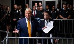 Đảng Cộng hòa chạy đua bày tỏ lòng trung thành với ông Trump