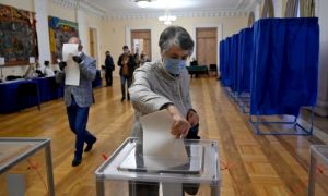 Các chính đảng Ukraine nhất trí không bầu cử giữa chiến sự nóng bỏng