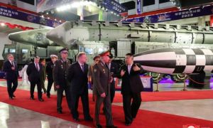 Nhật Bản, Hàn Quốc trừng phạt các thực thể Nga, Triều Tiên