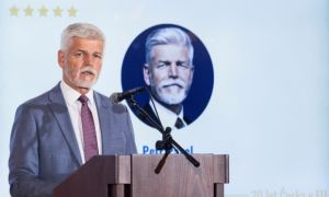 Tổng thống Séc nhập viện vì tai nạn