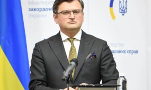 Ukraine lên tiếng về đề xuất của Nga đóng băng xung đột