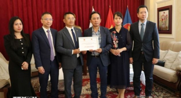 Cộng đồng người Việt tại Đức hỗ trợ bà con trong vụ cháy Trung tâm thương mại...