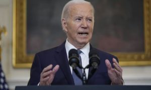 Tổng thống Biden chỉ trích ông Trump 'phát ngôn nguy hiểm'