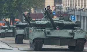 Xe tăng triệu USD của Nga phát nổ sau khi trúng đạn từ Ukraine