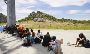 Mỹ dừng cấp quyền tị nạn cho người di cư bất hợp pháp từ Mexico