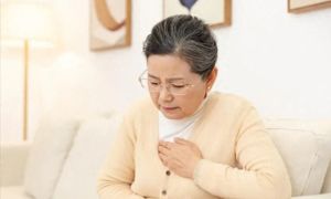 Người phụ nữ 54 tuổi đột ngột tử vong giữa đêm: Bác sĩ cảnh báo không được...