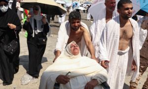 Thánh địa Mecca nóng gần 52 độ C, ít nhất 550 người hành hương thiệt mạng