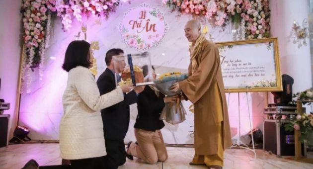 Lãnh đạo và đội ngũ giảng viên trường ĐH Luật Hà Nội nên được dạy dỗ về nghi...