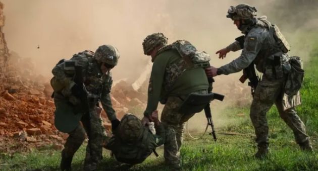 Nga lo ngại trước thông tin Ukraine tăng quân gần biên giới Belarus
