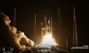 SpaceX phóng thành công 20 vệ tinh Internet lên quỹ đạo Trái đất