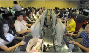 Triển khai chứng nhận mạng, chính quyền Trung Quốc ‘xích cổ’ người dân’