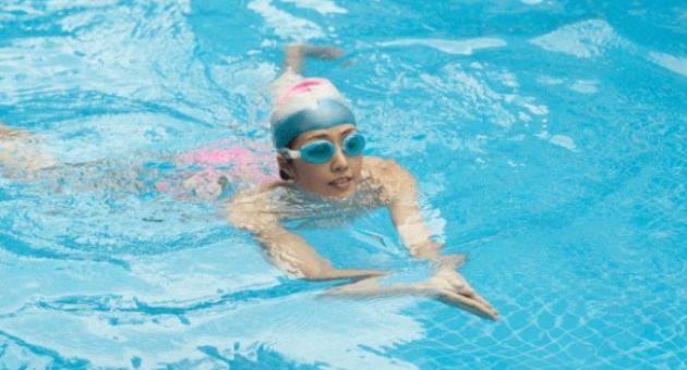 Thời điểm bơi để giảm cân và đốt cháy mỡ thừa hiệu quả