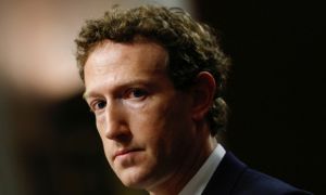 Lời nhận sai muộn màng của nhà đồng sáng lập Facebook Mark Zuckerberg?