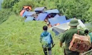 Thấy nguy cơ sạt lở đất, trưởng thôn đưa 115 người lên lên núi lánh nạn an toàn