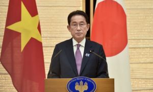 Thủ tướng Nhật thăm hỏi, khẳng định giúp Việt Nam khắc phục hậu quả từ bão số 3