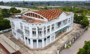 Hà Nội: Chợ tiền tỷ xây xong rồi... 'đắp chiếu'