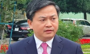 Thu giữ 97 miếng vàng, bộ sưu tập 13 đồng hồ, 134 sổ tiết kiệm của cựu bí thư...