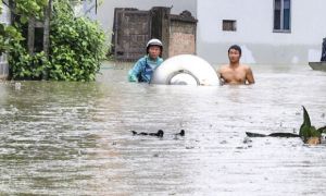 Cảnh báo lũ sông Tích, sông Bùi lên trở lại, Hà Nội rà soát, sơ tán dân