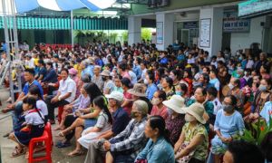 Gần 1.000 người dân Đà Nẵng được khám bệnh, cấp thuốc miễn phí