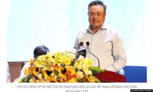 Người dân phản biện chủ tịch Hà Nội: Có người ăn xin, vô gia cư; môi trường...