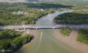 Đường vào cảng lớn nhất Đồng Nai thu phí 20.000-110.000 đồng mỗi lượt ôtô