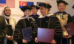 Nhiều bất ngờ về các giáo sư, tiến sĩ được đại học nước ngoài sắc phong