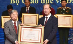 Bộ trưởng Bộ GD&ĐT: Nhà giáo phải vượt qua giới hạn của bản thân