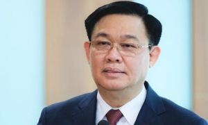 Bộ Chính trị kỷ luật cảnh cáo ông Vương Đình Huệ