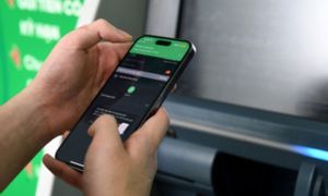 Nhiều người mất tiền triệu phí nhắn tin ngân hàng