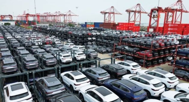 Cạnh tranh khốc liệt: Xe điện Trung Quốc gặp khó ở Mỹ và EU, tìm đường vào...