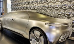 Mercedes lên kế hoạch cách mạng hóa xe điện: Sơn năng lượng mặt trời giải...