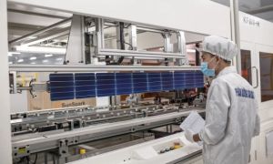 Mỹ áp thuế chống bán phá giá lên tới 271% với pin mặt trời Việt Nam