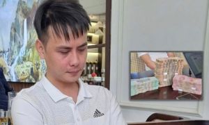 Một phụ nữ bị người tình trẻ tống tiền tỉ bằng clip nhạy cảm