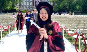 Cô gái Việt đỗ kỳ thi luật sư ở New York sau hai tháng ôn luyện