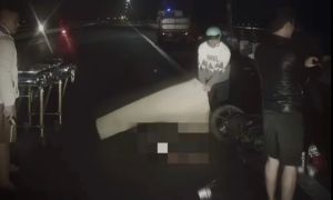 Giúp người trên đường, cả người cứu lẫn người bị nạn đều bị thanh niên say xỉn...