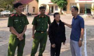 Lên mạng tìm việc lương 1.000 USD/tháng, 3 thanh niên bị lừa qua Campuchia