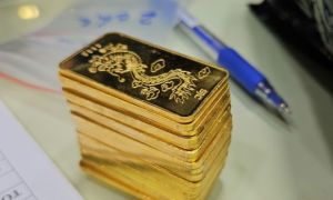 Tối 14-5, giá vàng rớt thẳng đứng