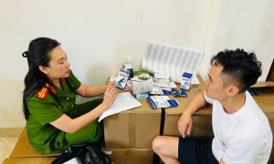 Công an Hà Nội phá chuyên án hơn 100 tấn thực phẩm chức năng, thiết bị y tế giả