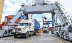 14 hải quan nhận hối lộ để thông quan hơn 13.000 container hàng lậu