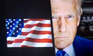 Trump và cuộc chiến thuế quan phi lý: Gây hấn với châu Âu, tự gây hại cho nước...